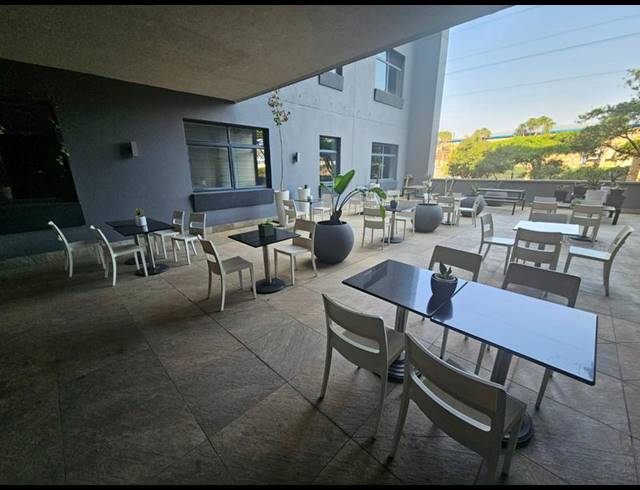 BUSINESS PROPERTY TO RENT IN MENLYN